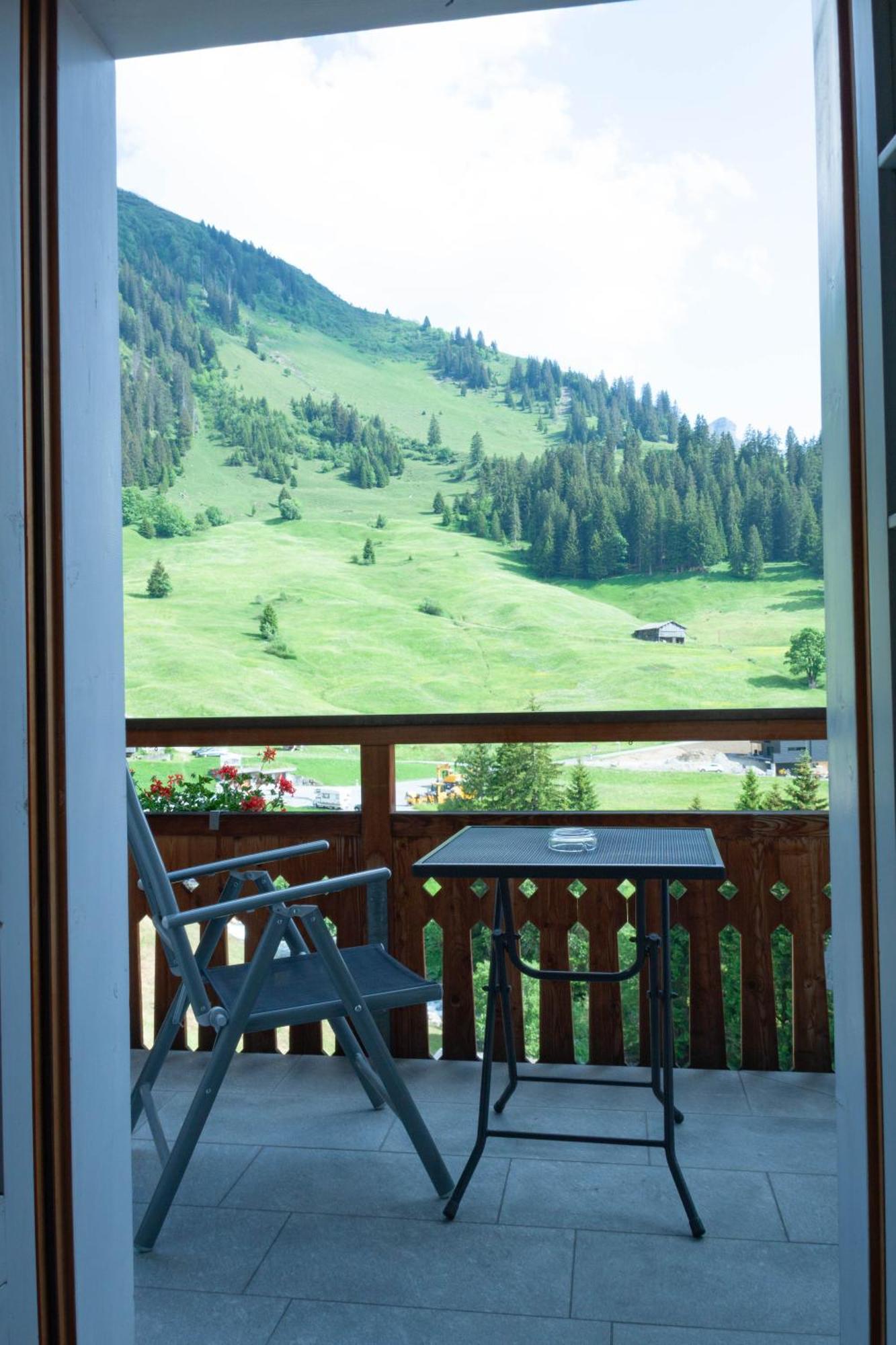 Hotel Madrisajoch Sankt Antönien Εξωτερικό φωτογραφία